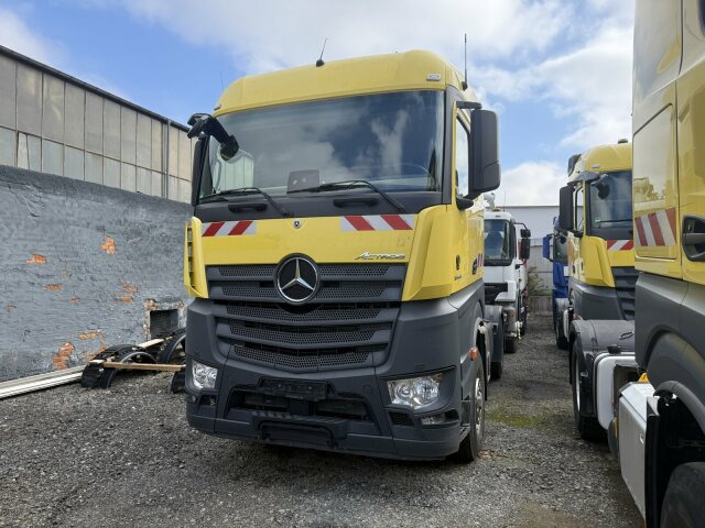 Mercedes-Benz ACTROS 1846 4x4 HAD Eur 6 Kipphydraulik Retarder - Tracteur routier: photos 1 Mercedes-Benz ACTROS 1846 4x4 HAD Eur 6 Kipphydraulik Retarder - Tracteur routier: photos 1