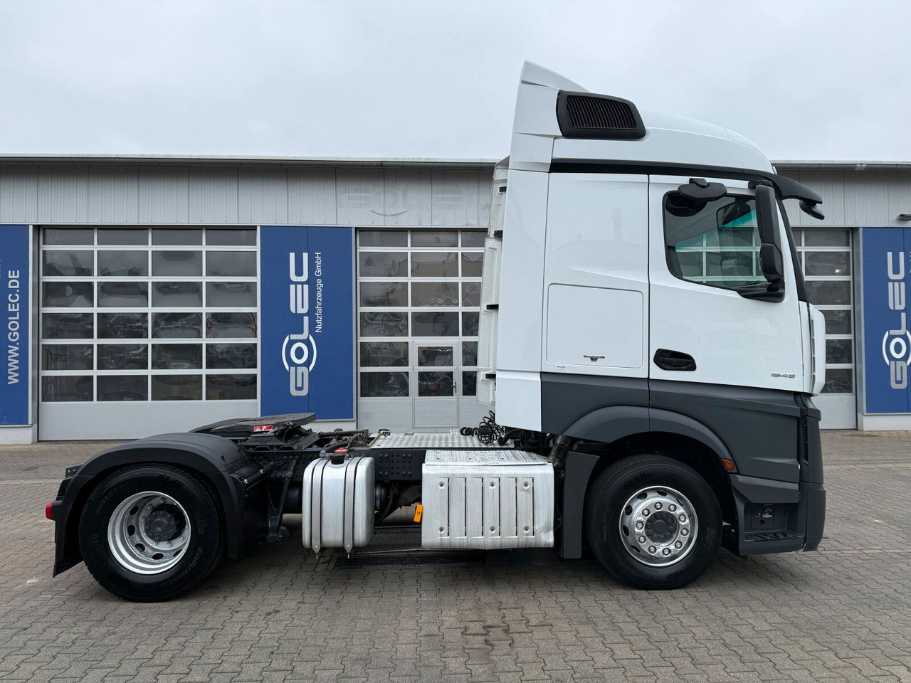 Mercedes-Benz Actros 1845 SZM 4x2 Retarder Kipphydraulik - Tracteur routier: photos 2 Mercedes-Benz Actros 1845 SZM 4x2 Retarder Kipphydraulik - Tracteur routier: photos 2