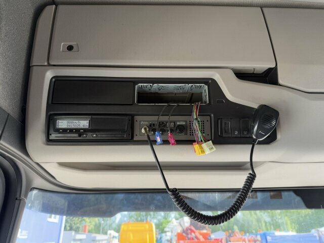 Scania G450 4x2 Euro 6 SZM Kipphydraulik Blatt/ Luft - Tracteur routier: photos 4 Scania G450 4x2 Euro 6 SZM Kipphydraulik Blatt/ Luft - Tracteur routier: photos 4