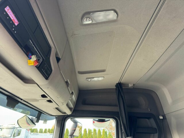 Scania R460 4x2 SZM Kipphydraulik Blatt/ Luft - Tracteur routier: photos 2 Scania R460 4x2 SZM Kipphydraulik Blatt/ Luft - Tracteur routier: photos 2