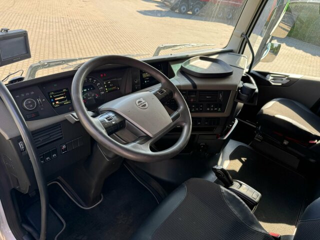 Volvo FH 540 6x2 Abrollkipper MEILLER RK 26.67 - Camion ampliroll: photos 2 Volvo FH 540 6x2 Abrollkipper MEILLER RK 26.67 - Camion ampliroll: photos 2