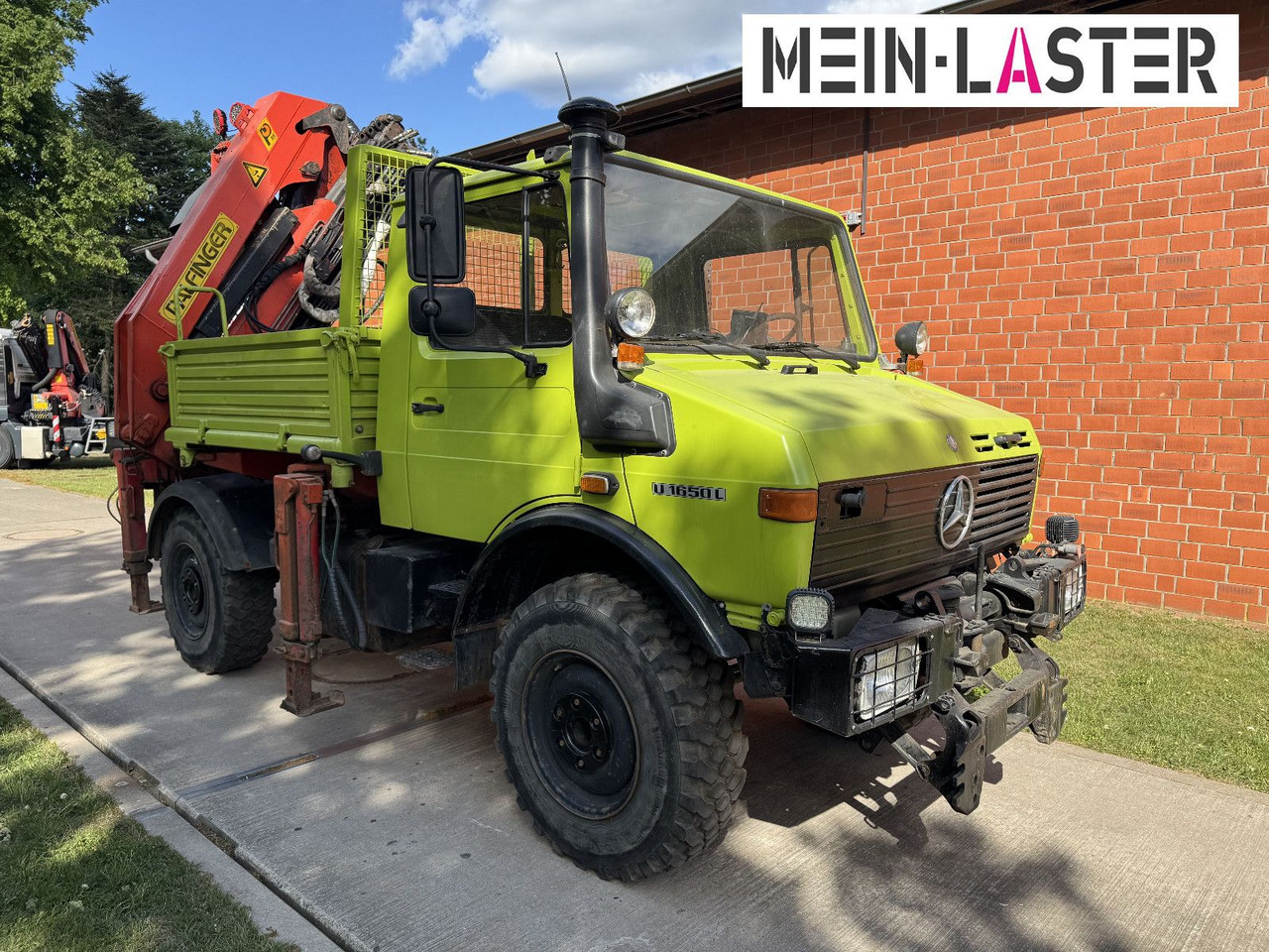 Unimog U 1650 PK 10500 Kran 15 m max. 3,9 t Seilwinde - Camion grue: photos 3 Unimog U 1650 PK 10500 Kran 15 m max. 3,9 t Seilwinde - Camion grue: photos 3