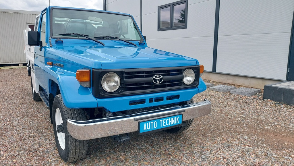 Toyota Land Cruiser COMBI HYDRO CLEANER Mini Combine - Camion hydrocureur: photos 3 Toyota Land Cruiser COMBI HYDRO CLEANER Mini Combine - Camion hydrocureur: photos 3