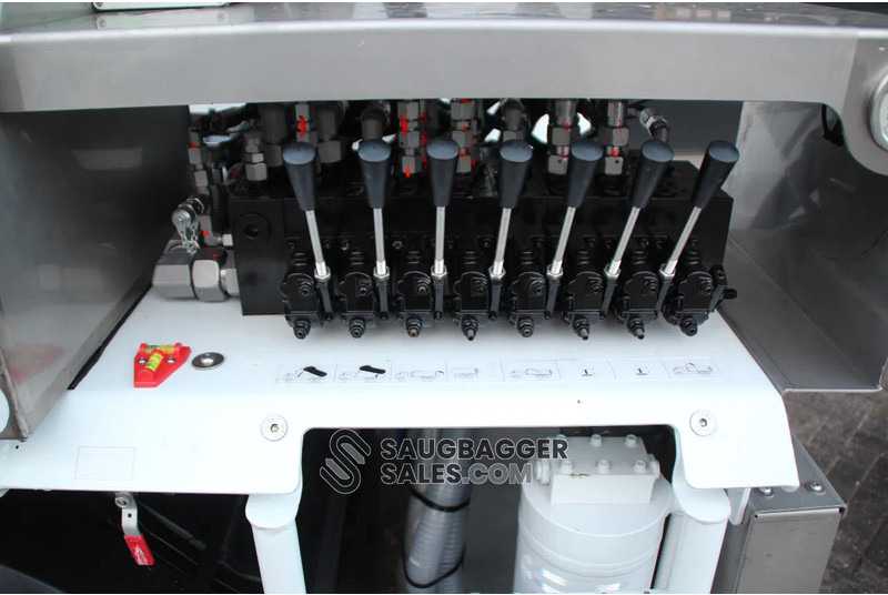 Camion hydrocureur Mercedes-Benz Arocs Amphitec Vortex 11000 Saugbagger: photos 12
