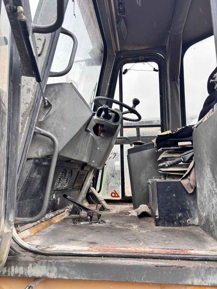 Hanomag 70E - Chargeuse sur pneus: photos 5 Hanomag 70E - Chargeuse sur pneus: photos 5