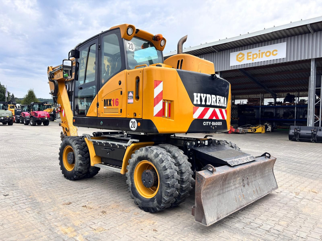 Hydrema MX 16 - Pelle sur pneus: photos 4 Hydrema MX 16 - Pelle sur pneus: photos 4