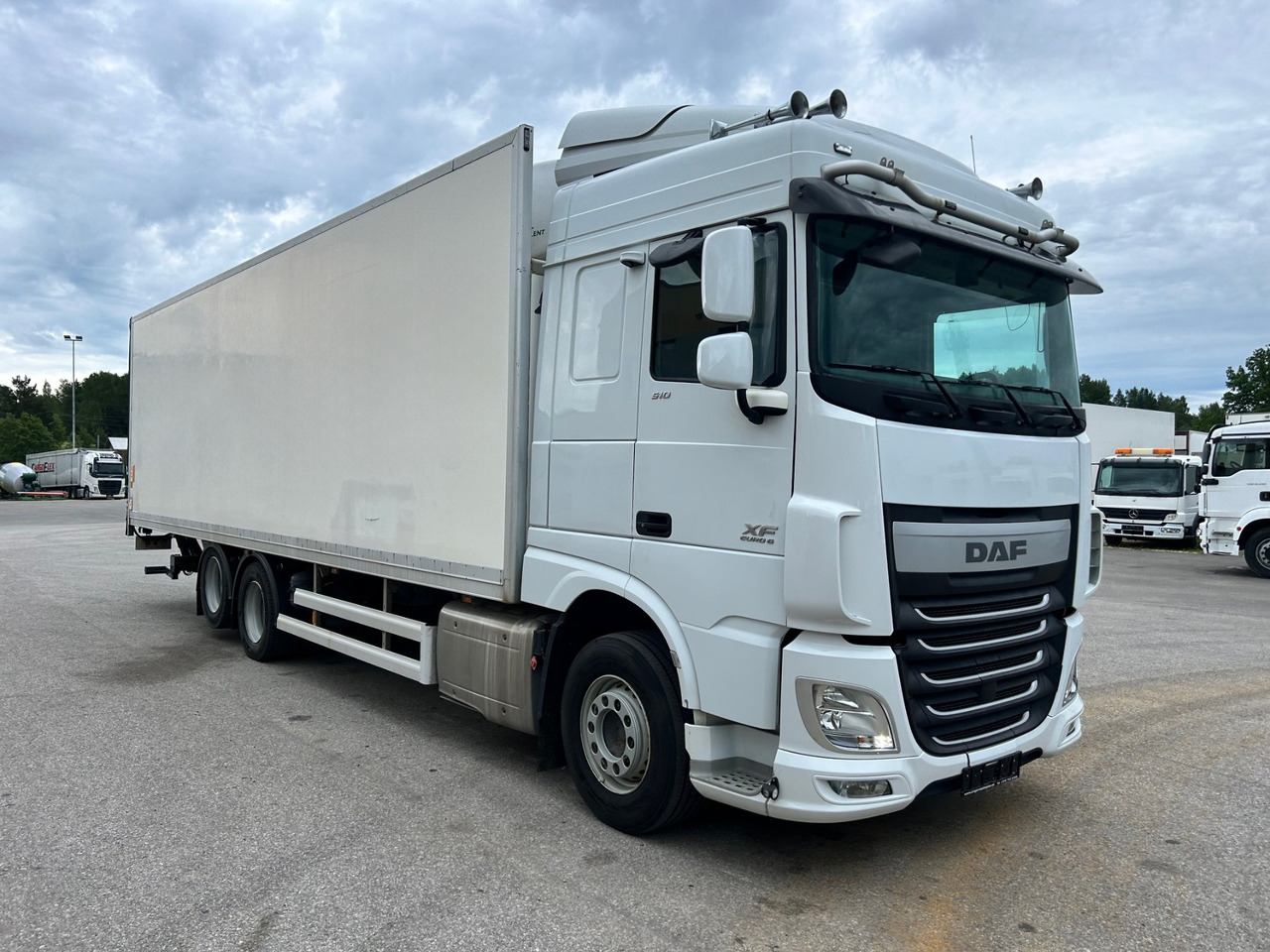 DAF XF510 - Camion frigorifique: photos 1 DAF XF510 - Camion frigorifique: photos 1
