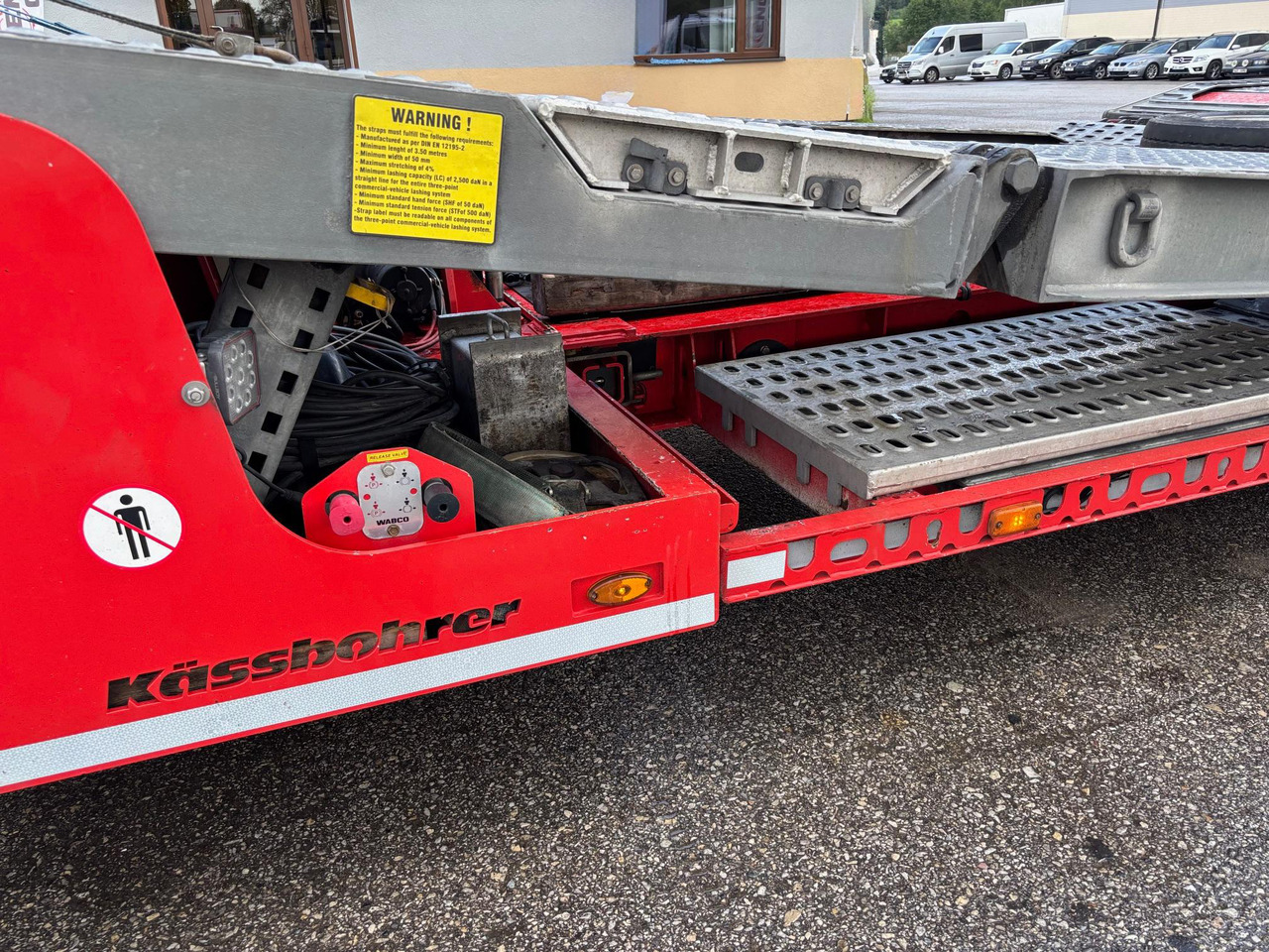 Semi-remorque porte-voitures KÄSSBOHRER: photos 15 Semi-remorque porte-voitures KÄSSBOHRER: photos 15