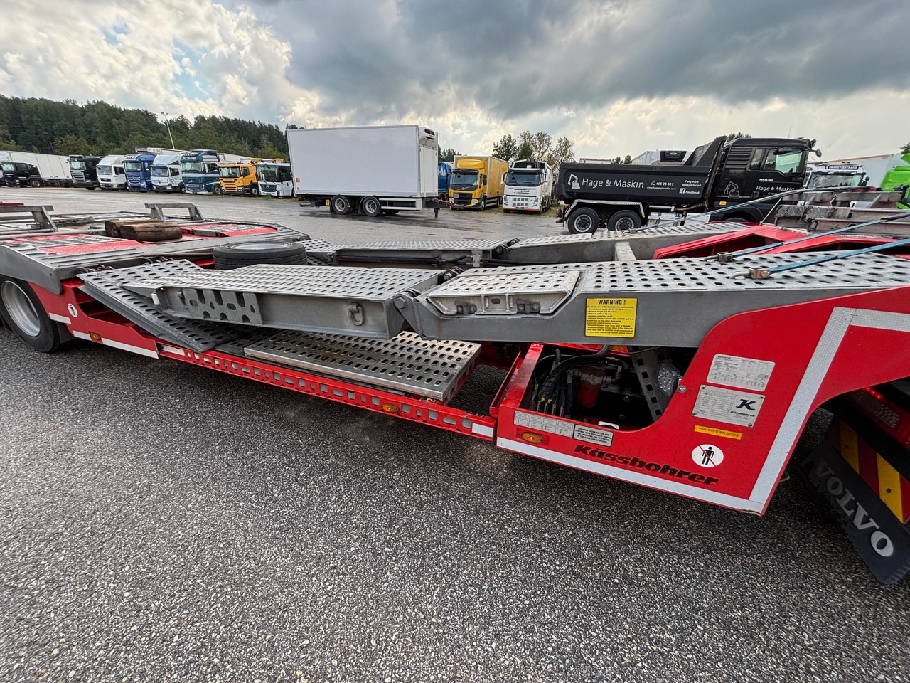 Semi-remorque porte-voitures KÄSSBOHRER: photos 18 Semi-remorque porte-voitures KÄSSBOHRER: photos 18