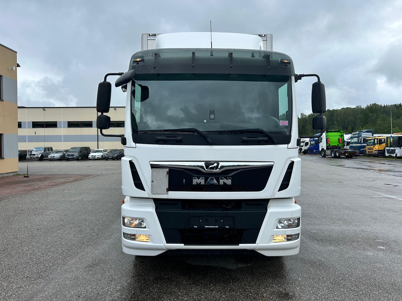 MAN TGM 18.290 - Camion fourgon: photos 2 MAN TGM 18.290 - Camion fourgon: photos 2