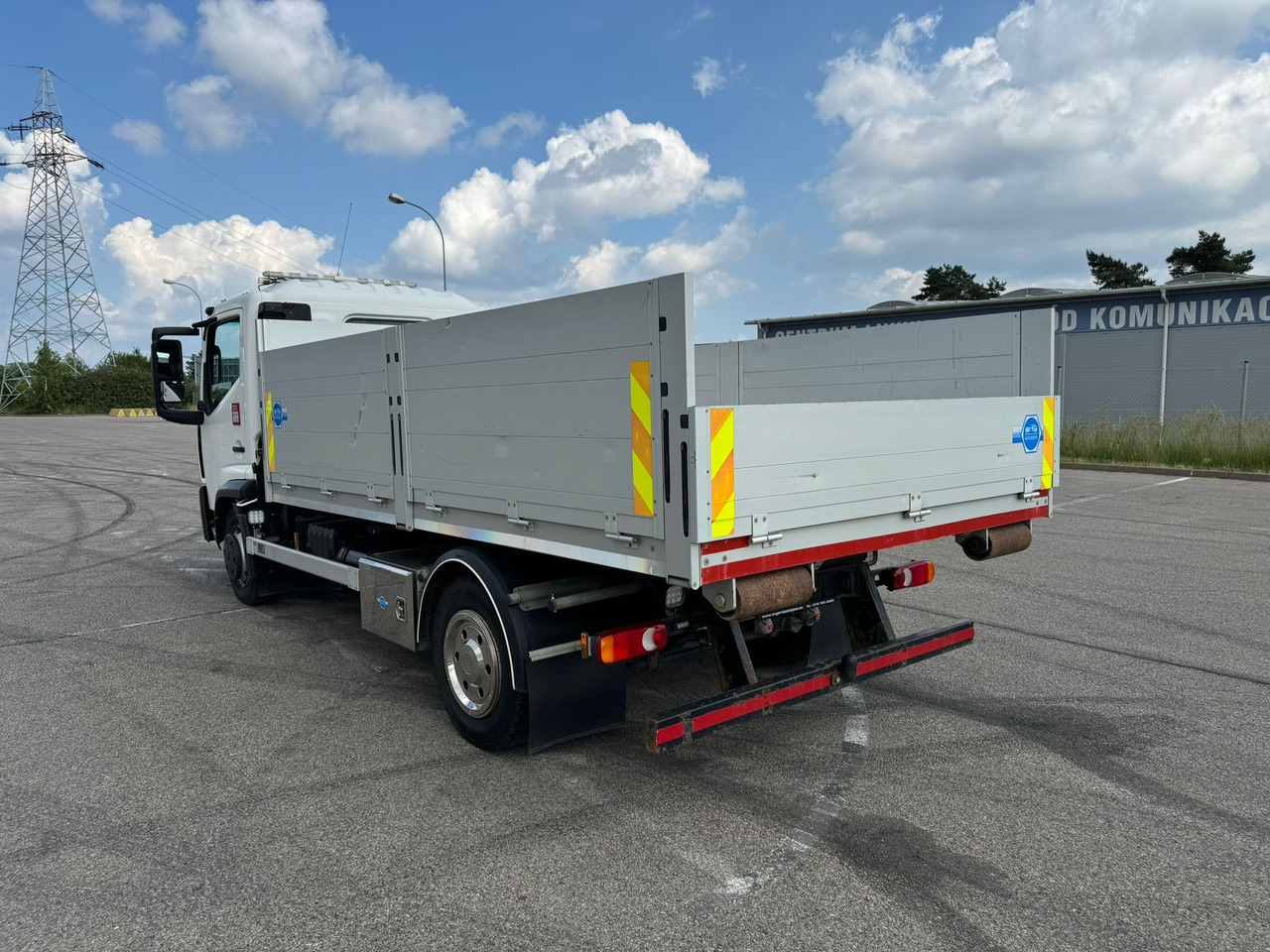 RENAULT D7,5 - Camion ampliroll: photos 5 RENAULT D7,5 - Camion ampliroll: photos 5