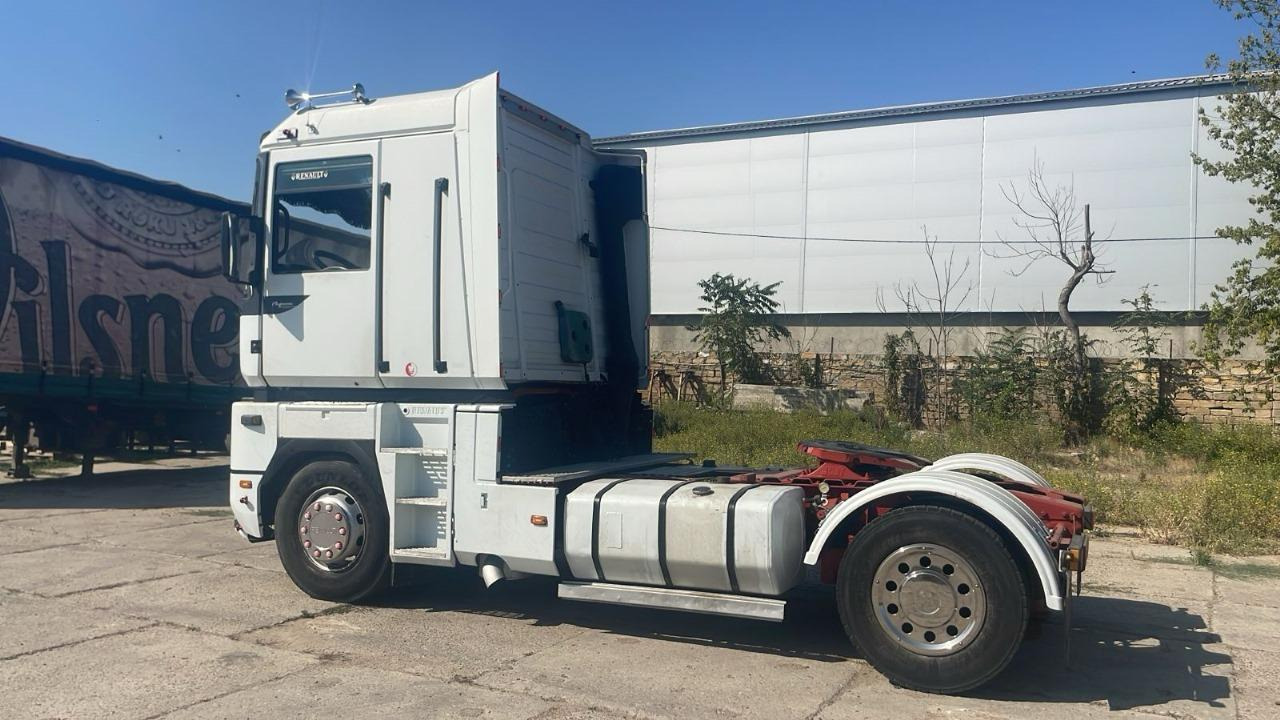 RENAULT Magnum 420 - Tracteur routier: photos 3 RENAULT Magnum 420 - Tracteur routier: photos 3