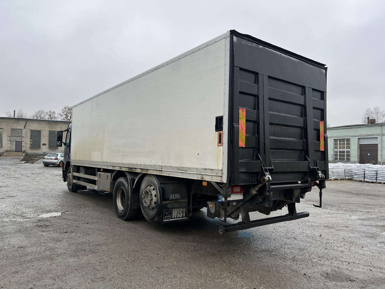 VOLVO FM9.260 - Camion fourgon: photos 5 VOLVO FM9.260 - Camion fourgon: photos 5