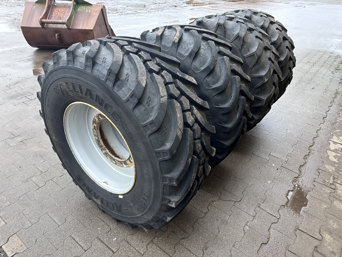 MITAS 445 / 65 R 22.5 Kompletträder - Complet tires - Pneu pour Pelle sur pneus: photos 4 MITAS 445 / 65 R 22.5 Kompletträder - Complet tires - Pneu pour Pelle sur pneus: photos 4