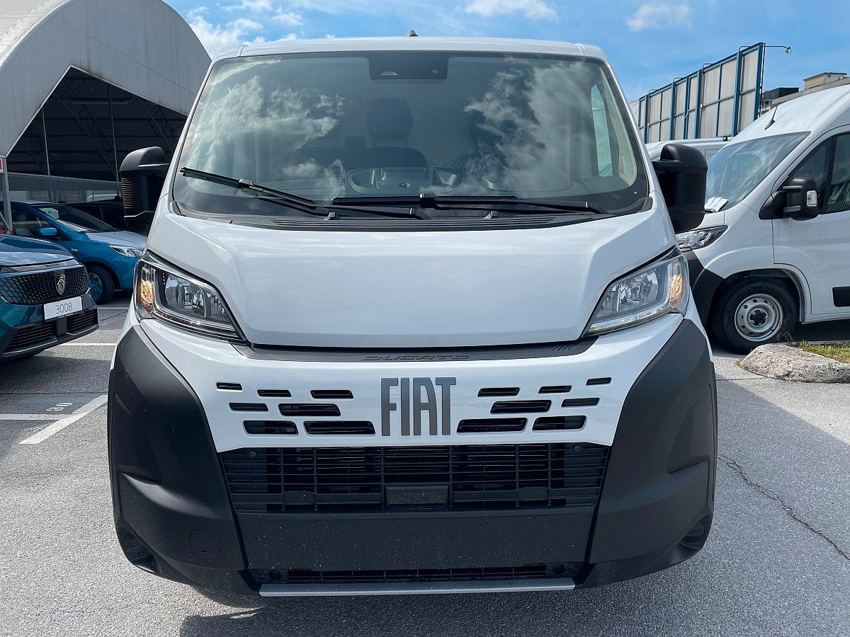 Fiat Ducato 30L L2H1-120-Klima;Temp;P.Sens;DAB+;2025 - Fourgonnette: photos 2 Fiat Ducato 30L L2H1-120-Klima;Temp;P.Sens;DAB+;2025 - Fourgonnette: photos 2