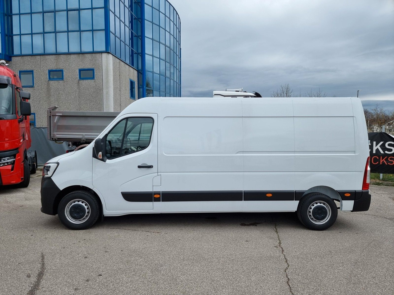 Renault Master L3H2 3,5t 150 PRO+ - Fourgon utilitaire: photos 2 Renault Master L3H2 3,5t 150 PRO+ - Fourgon utilitaire: photos 2