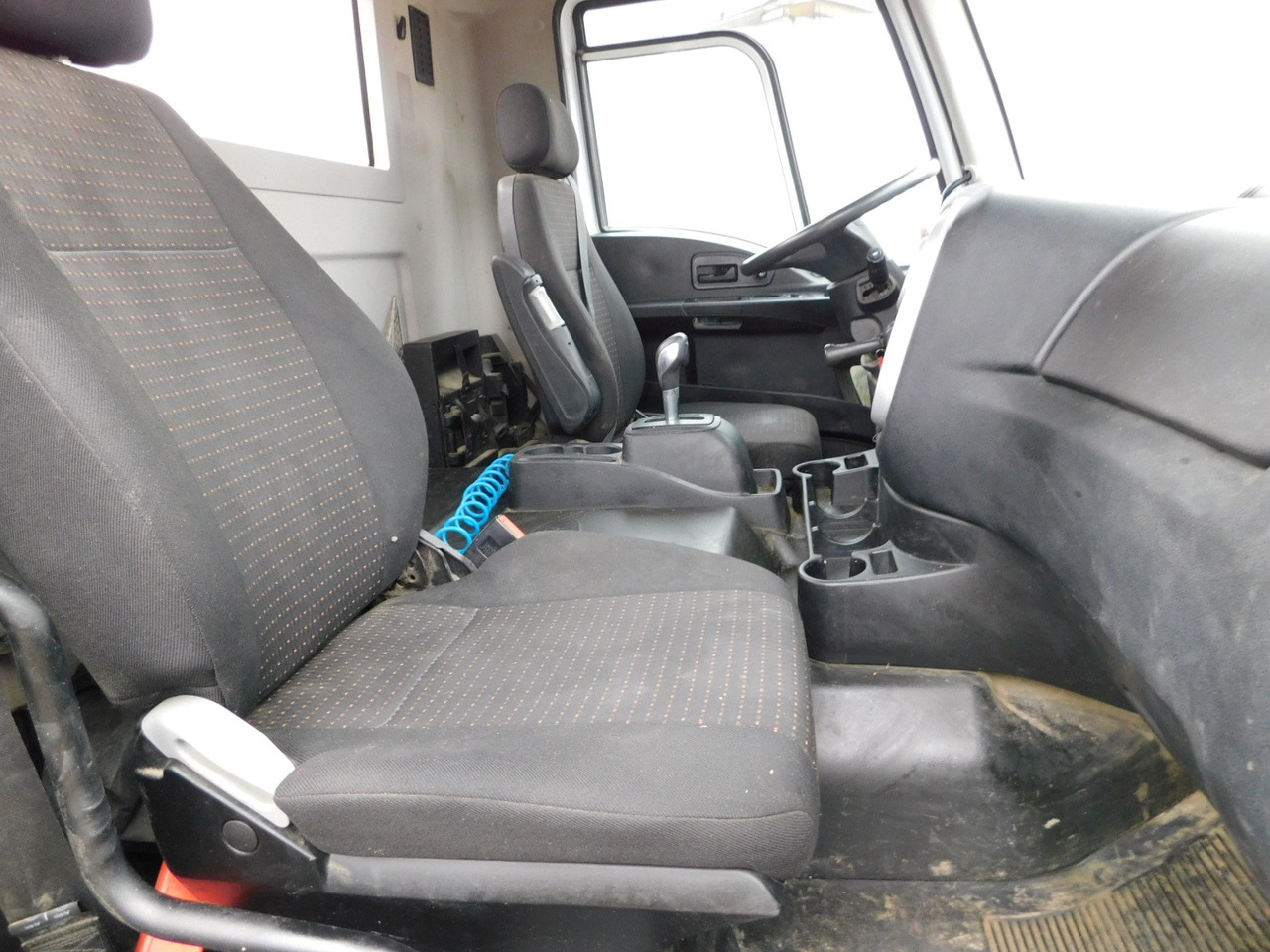 Ford 4142m 8x4 dcab e6 12tx2210 - Camion malaxeur: photos 5 Ford 4142m 8x4 dcab e6 12tx2210 - Camion malaxeur: photos 5