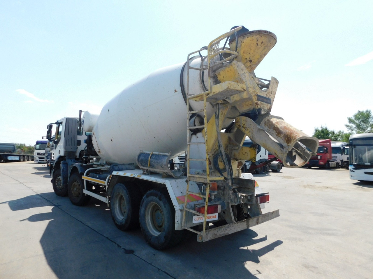 Iveco Trakker ad340t41b - Camion malaxeur: photos 4 Iveco Trakker ad340t41b - Camion malaxeur: photos 4