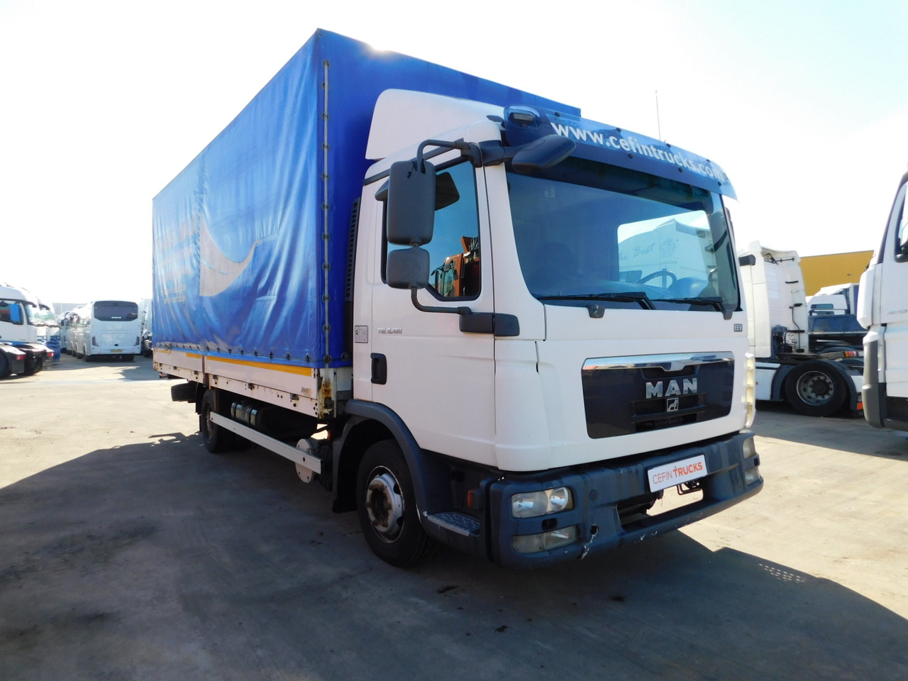 Man Tgl 8180 - Camion à rideaux coulissants: photos 2 Man Tgl 8180 - Camion à rideaux coulissants: photos 2