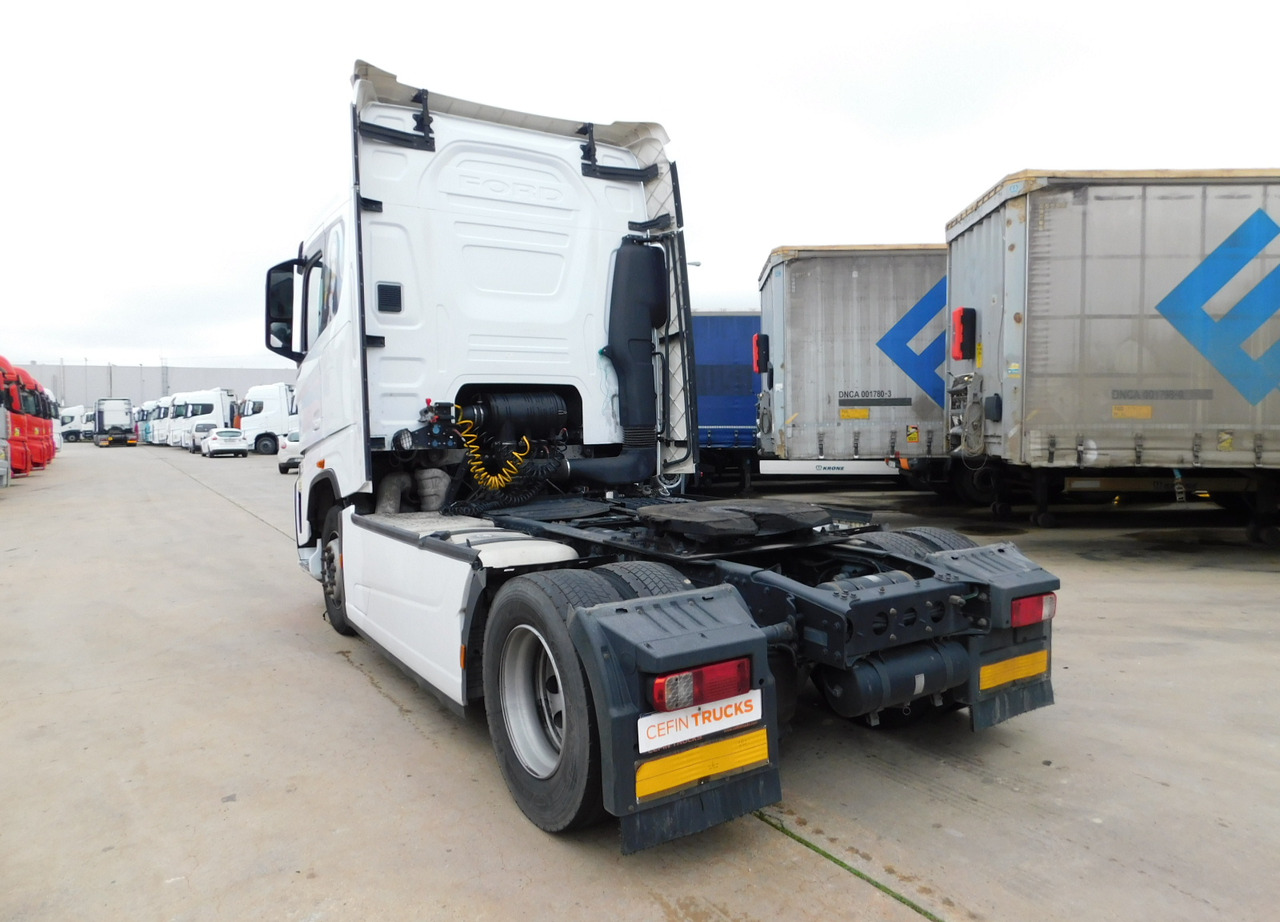 Ford F max 4x2 scab e6 12s2620 - Tracteur routier: photos 4 Ford F max 4x2 scab e6 12s2620 - Tracteur routier: photos 4