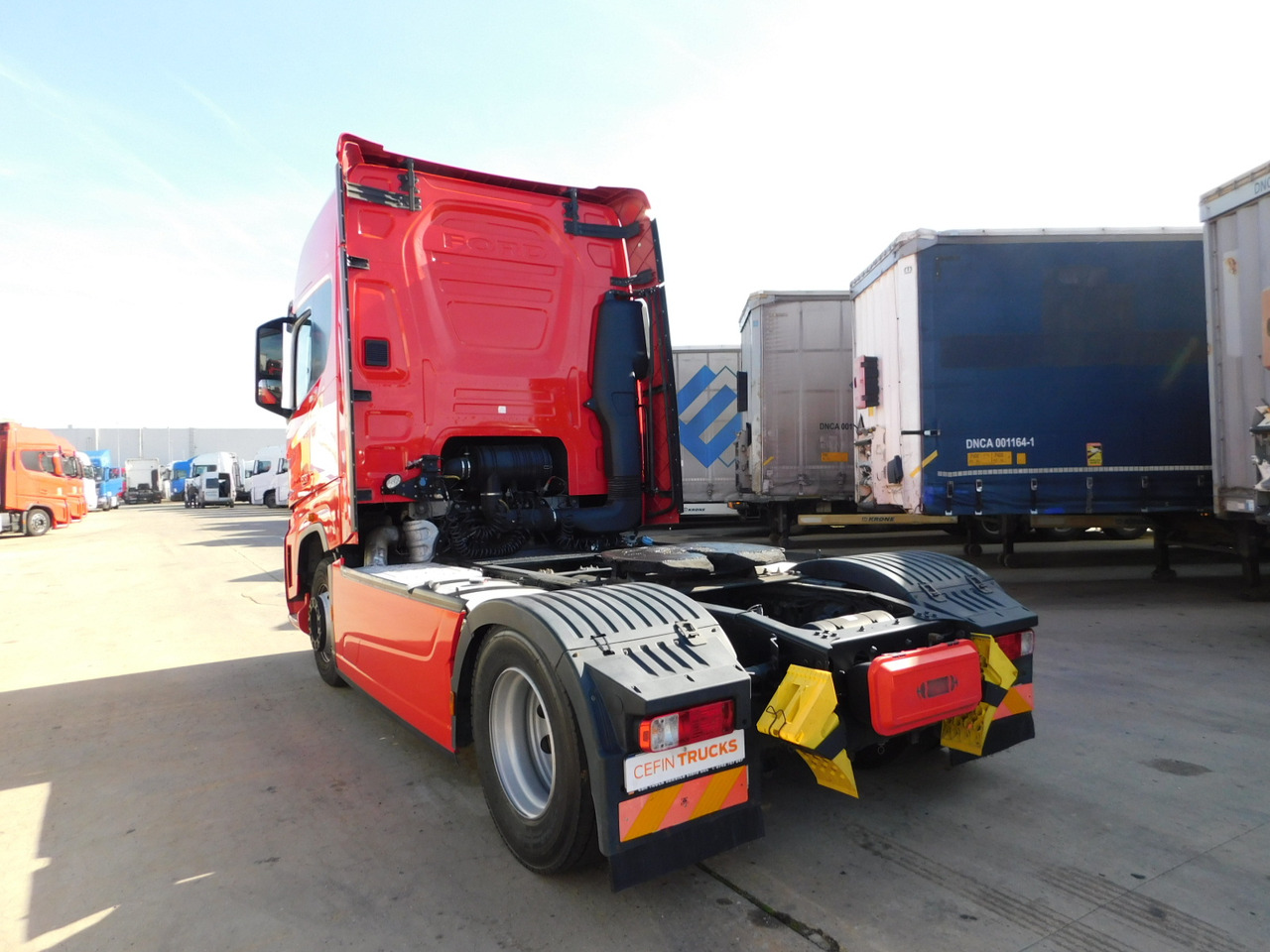 Ford F max 4x2 scab e6 12tx2620 - Tracteur routier: photos 4 Ford F max 4x2 scab e6 12tx2620 - Tracteur routier: photos 4