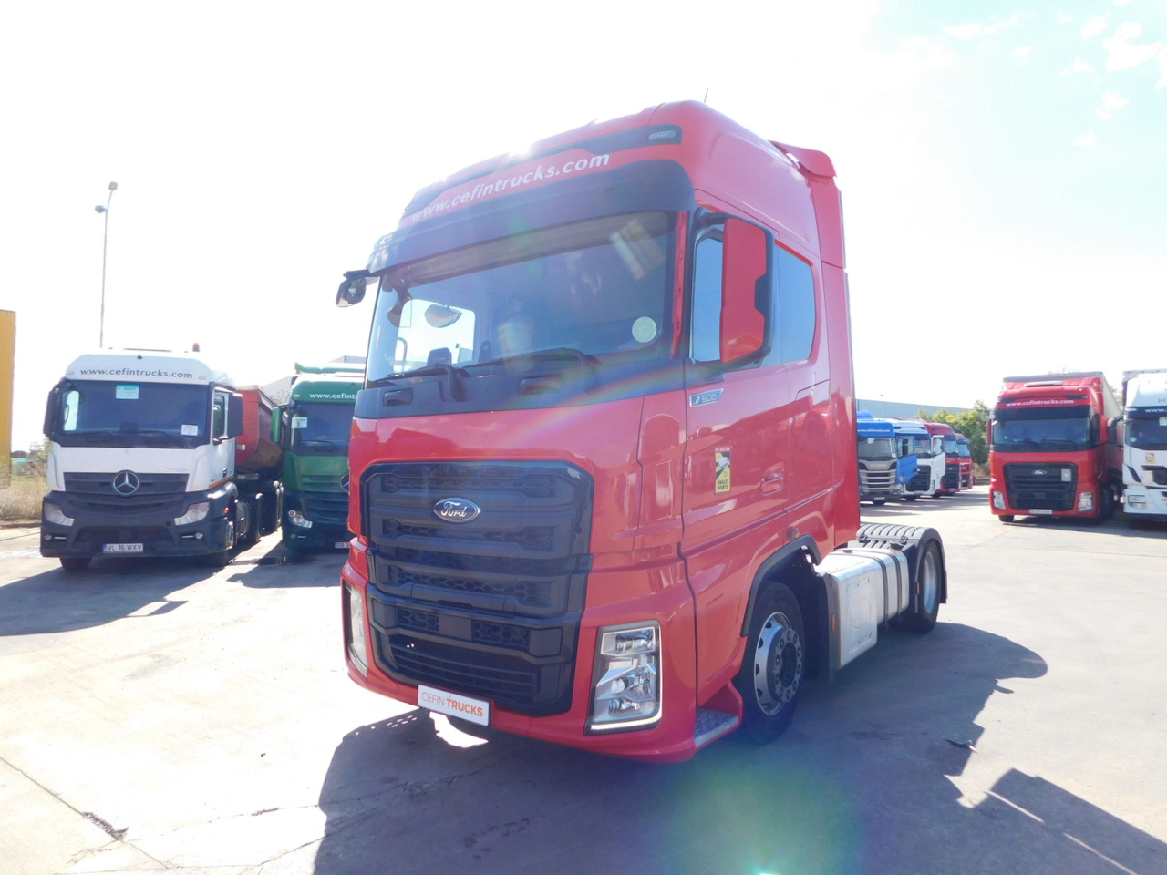 Ford F max ll 4x2 scab e6 12tx2620 - Tracteur routier: photos 1 Ford F max ll 4x2 scab e6 12tx2620 - Tracteur routier: photos 1