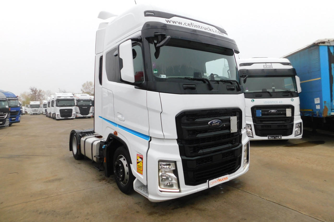 Ford F max ll 4x2 scab e6 12tx2620 - Tracteur routier: photos 2 Ford F max ll 4x2 scab e6 12tx2620 - Tracteur routier: photos 2