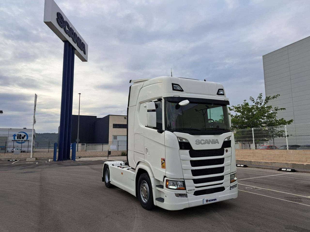 Scania UVES01240224 - Tracteur routier: photos 4 Scania UVES01240224 - Tracteur routier: photos 4