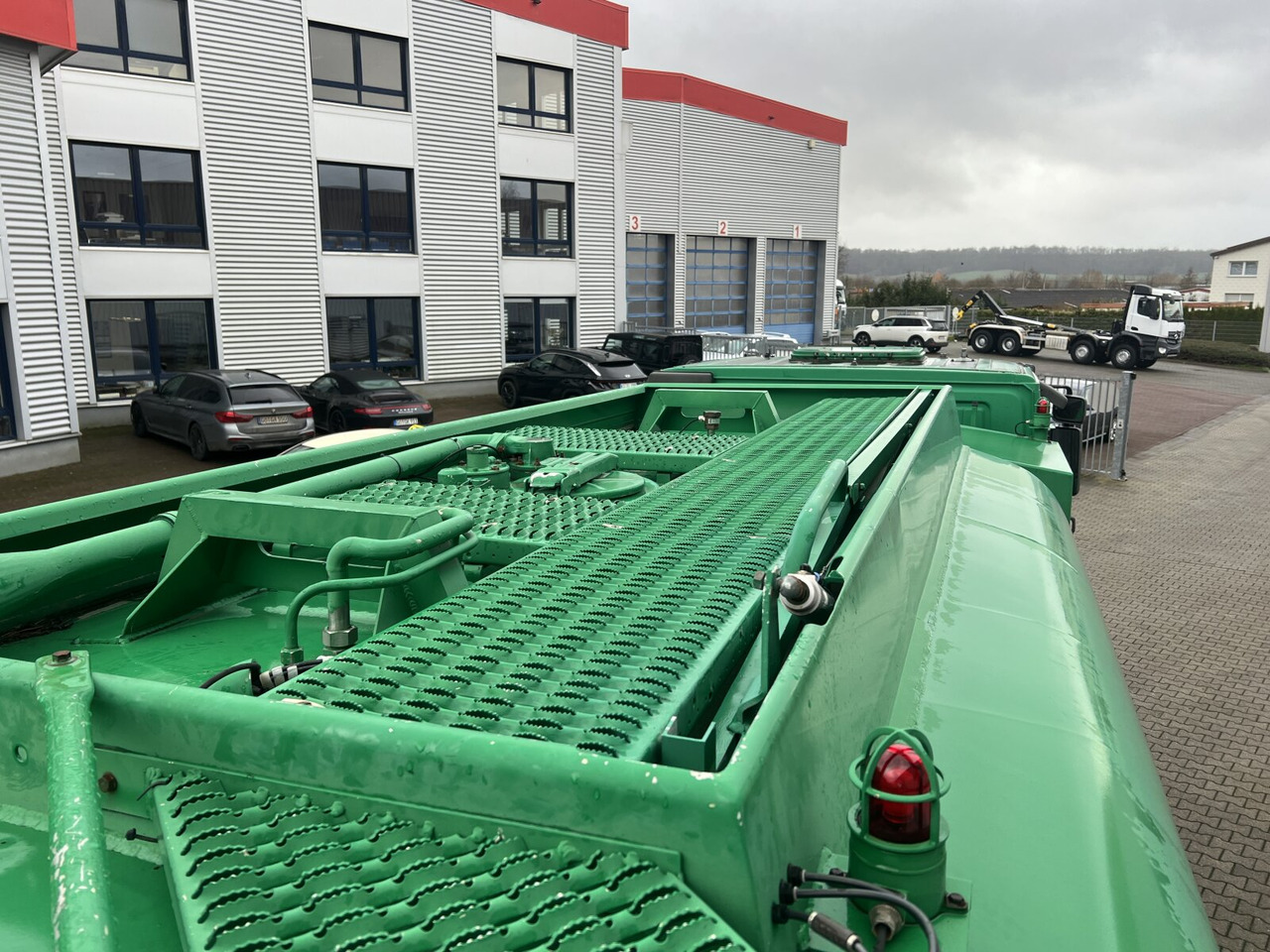 190EH30 4x4 190EH30 4x4 - Camion citerne: photos 5 190EH30 4x4 190EH30 4x4 - Camion citerne: photos 5