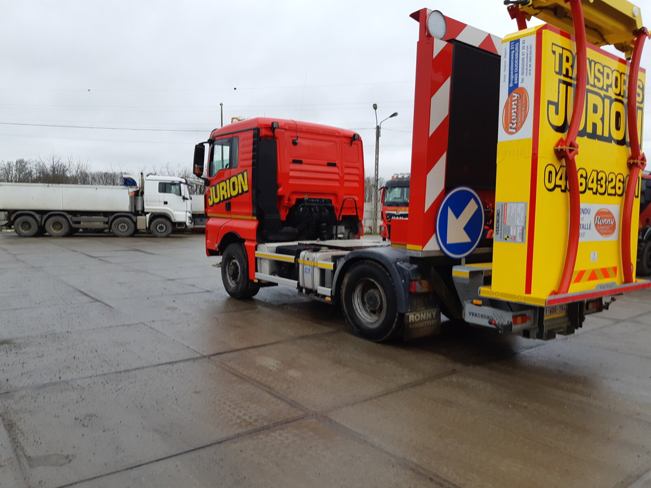 MAN - TGX 4x2 - Camion, Engins de chantier: photos 1 MAN - TGX 4x2 - Camion, Engins de chantier: photos 1