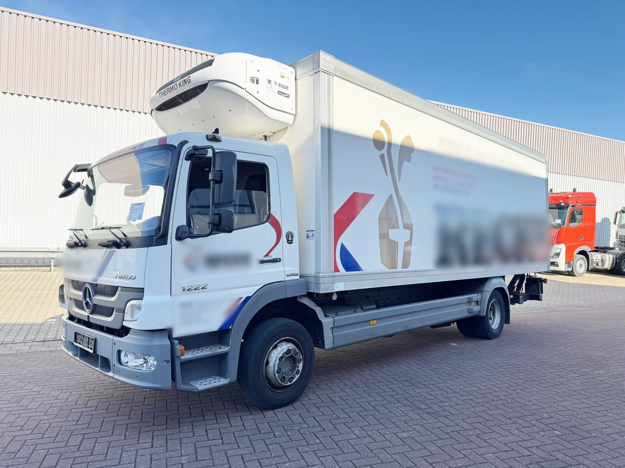 Mercedes-Benz Atego 1222 L 4x2 Atego 1222 L 4x2, Kühlkoffer, ThermoKing, Trennwand, LBW BÄR - Camion: photos 1 Mercedes-Benz Atego 1222 L 4x2 Atego 1222 L 4x2, Kühlkoffer, ThermoKing, Trennwand, LBW BÄR - Camion: photos 1