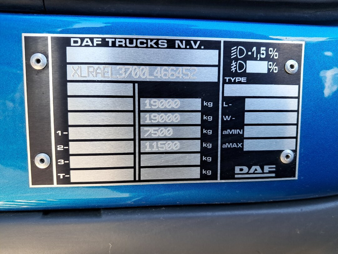 DAF LF 290 FA 4x2 LF 290 FA 4x2, Nebenantrieb, Navi - Châssis cabine: photos 4 DAF LF 290 FA 4x2 LF 290 FA 4x2, Nebenantrieb, Navi - Châssis cabine: photos 4