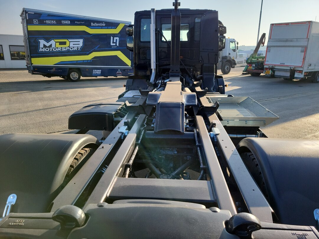 Euro Cargo 180E320 4x2 Euro Cargo 180E320 4x2, HIAB Abroller - Camion ampliroll: photos 3 Euro Cargo 180E320 4x2 Euro Cargo 180E320 4x2, HIAB Abroller - Camion ampliroll: photos 3