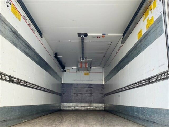 Camion frigorifique FE 280 4x2 FE 280 4x2, Stickstoffkühler/Nitrogen-Freezer/LBW MBB: photos 11 Camion frigorifique FE 280 4x2 FE 280 4x2, Stickstoffkühler/Nitrogen-Freezer/LBW MBB: photos 11