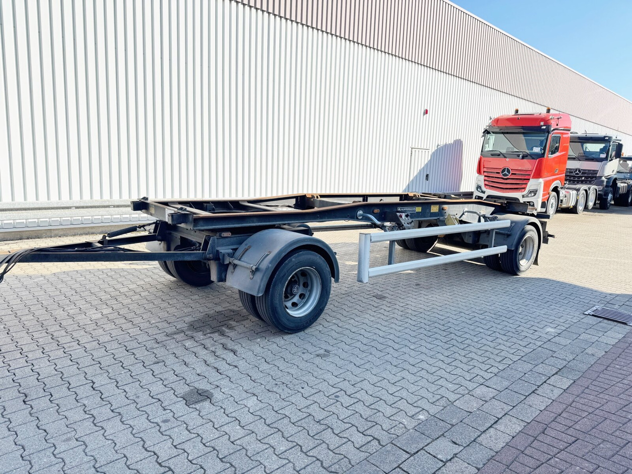 HSA 18.65 Schlittenabroller HSA 18.65 Schlittenabroller - Remorque ampliroll/ Multibenne: photos 1 HSA 18.65 Schlittenabroller HSA 18.65 Schlittenabroller - Remorque ampliroll/ Multibenne: photos 1