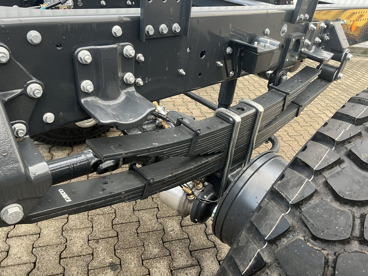 Iveco EuroCargo ML150E24 WS 4x4 EuroCargo ML150E24 WS 4x4, Euro3, mehrfach Vorhanden! - Châssis cabine: photos 4 Iveco EuroCargo ML150E24 WS 4x4 EuroCargo ML150E24 WS 4x4, Euro3, mehrfach Vorhanden! - Châssis cabine: photos 4