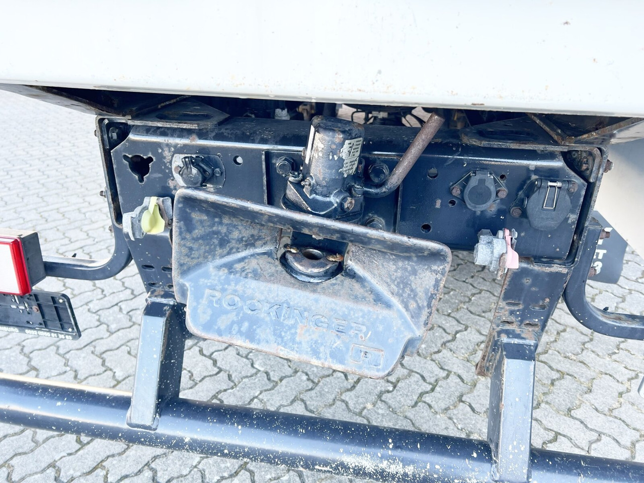 MAN 14.224 LAC 4x4 BB 14.224 LAC 4x4 BB mit Kran Atlas 100.1 - Camion grue, Camion plateau: photos 5 MAN 14.224 LAC 4x4 BB 14.224 LAC 4x4 BB mit Kran Atlas 100.1 - Camion grue, Camion plateau: photos 5