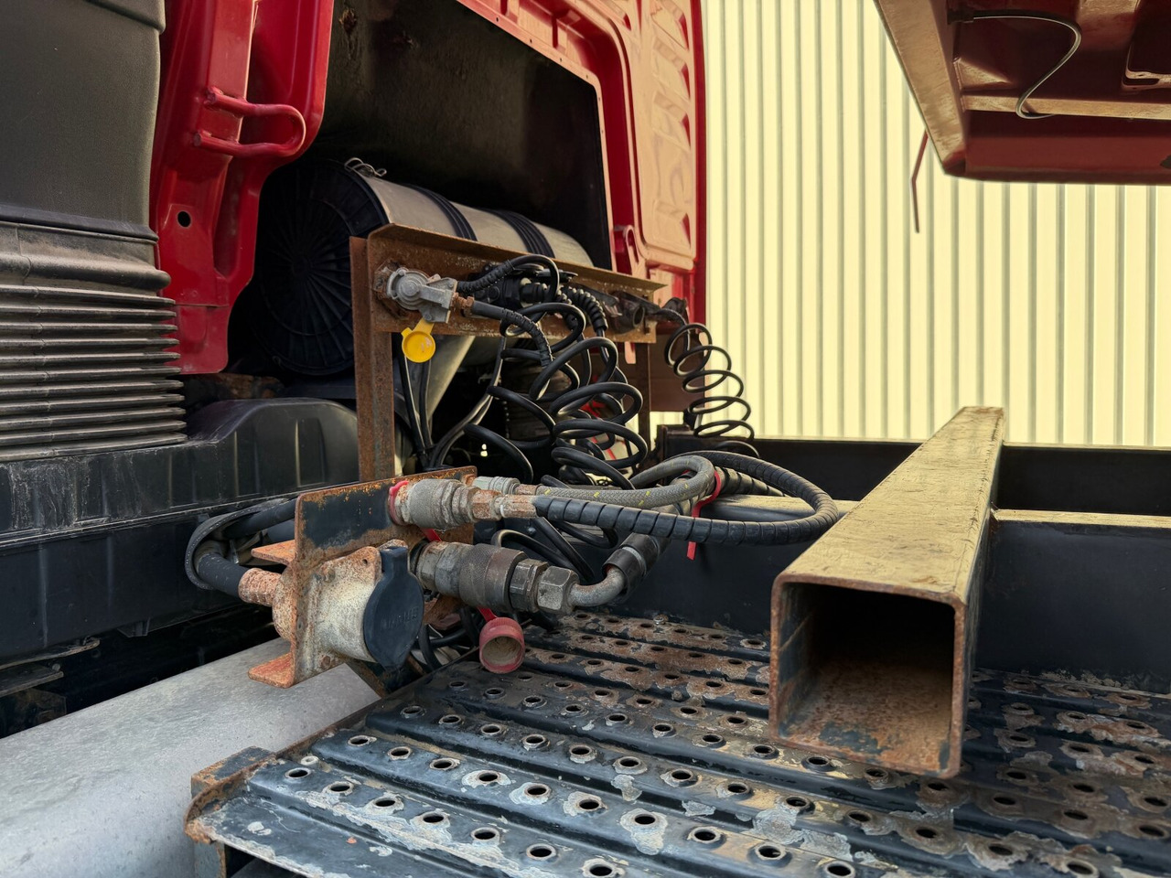 MAN TGA 26.480 6X6H BL TGA 26.480 6X6H BL, HydroDrive, Intarder, Wechselsystem (Sattelplatte) - Camion benne: photos 3 MAN TGA 26.480 6X6H BL TGA 26.480 6X6H BL, HydroDrive, Intarder, Wechselsystem (Sattelplatte) - Camion benne: photos 3