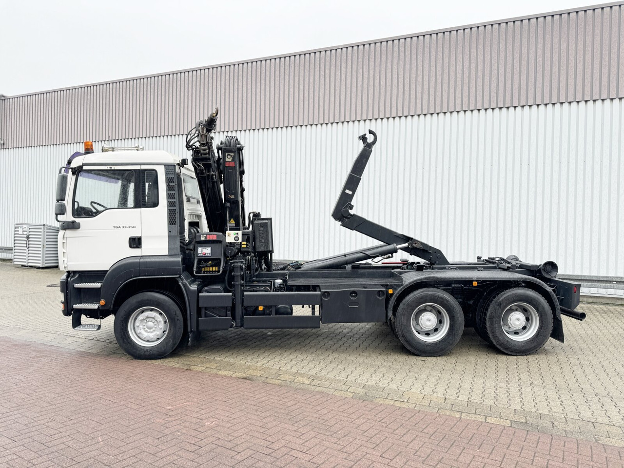 Camion ampliroll, Camion grue MAN TGA 33.350 6X4 BB TGA 33.350 6X4 BB mit Kran Hiab 166 E-3 HiDuo, Funk: photos 13