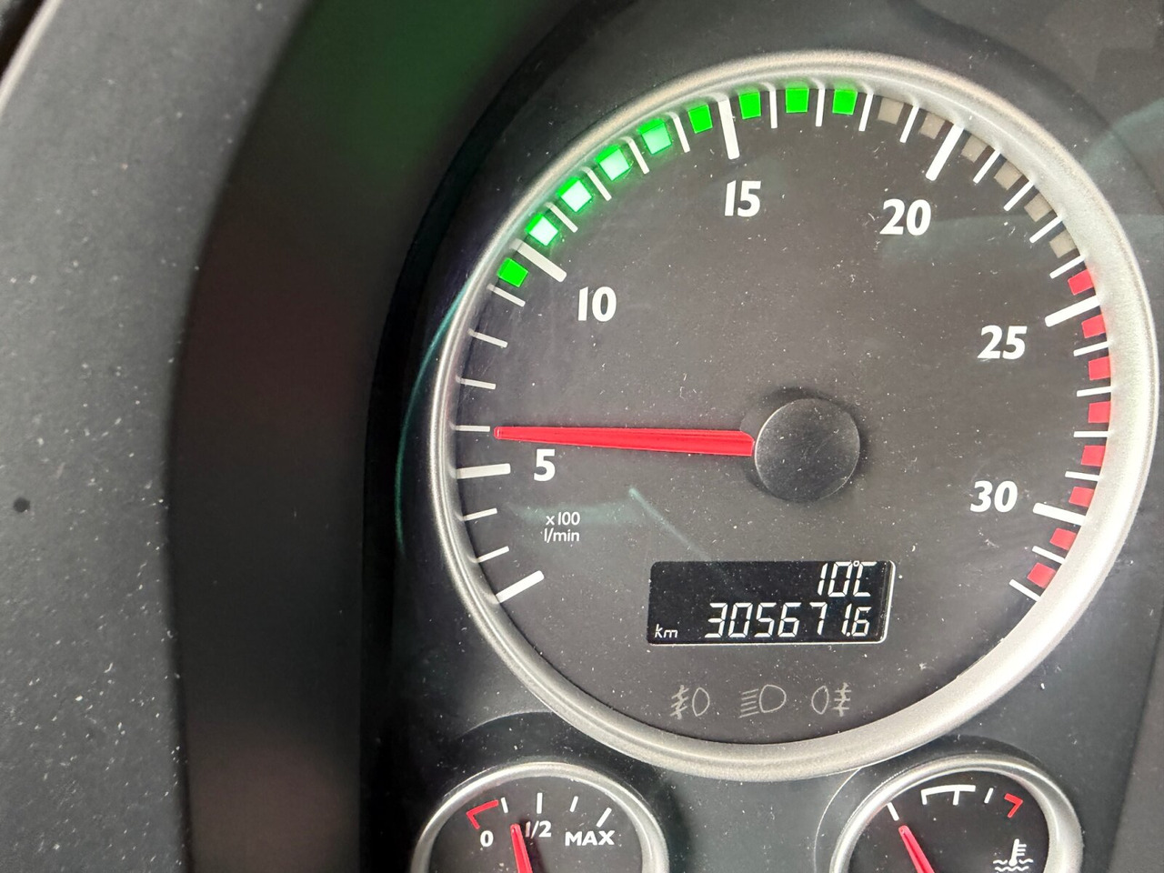 MAN TGS 26.420 6X2/4 BL TGS 26.420 6X2/4 BL, Intarder, Vorlauflenk-/lift, Tele-Absetzer, Funk - Camion multibenne: photos 3 MAN TGS 26.420 6X2/4 BL TGS 26.420 6X2/4 BL, Intarder, Vorlauflenk-/lift, Tele-Absetzer, Funk - Camion multibenne: photos 3