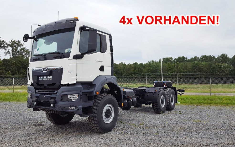 MAN TGS 33.440 6x6 BB CH TGS 33.440 6x6 BB CH, Euro2, Einzelbereifung, 4x vorhanden! - Châssis cabine: photos 1 MAN TGS 33.440 6x6 BB CH TGS 33.440 6x6 BB CH, Euro2, Einzelbereifung, 4x vorhanden! - Châssis cabine: photos 1