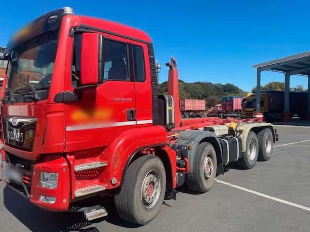 MAN TGS 35.500 8x4 BB TGS 35.500 8x4 BB, Pritarder, Meiller RK 30.65 - Camion ampliroll: photos 1 MAN TGS 35.500 8x4 BB TGS 35.500 8x4 BB, Pritarder, Meiller RK 30.65 - Camion ampliroll: photos 1