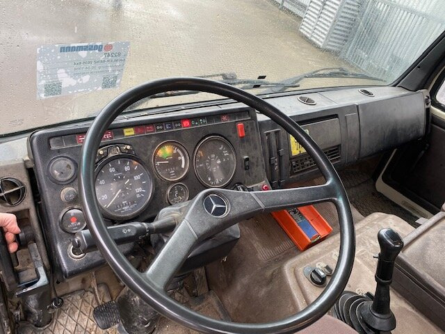 Camion benne Mercedes-Benz 2635 6x4 2635 6x4, V8-Motor: photos 10 Camion benne Mercedes-Benz 2635 6x4 2635 6x4, V8-Motor: photos 10