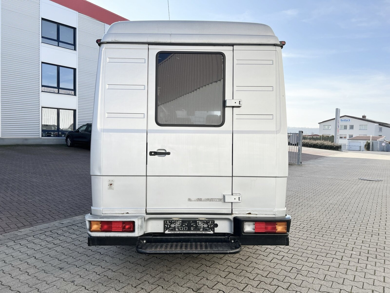 Minibus, Transport de personnes Mercedes-Benz 711 D-KA 4x2 711 D-KA 4x2, Standklima, 11-Sitze, 2 x on stock: photos 13