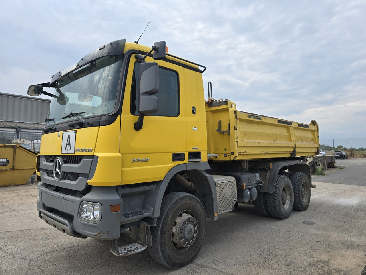 Mercedes-Benz Actros 3348/6x6 Actros 3348/6x6 Bordmatik links - Camion benne: photos 1 Mercedes-Benz Actros 3348/6x6 Actros 3348/6x6 Bordmatik links - Camion benne: photos 1