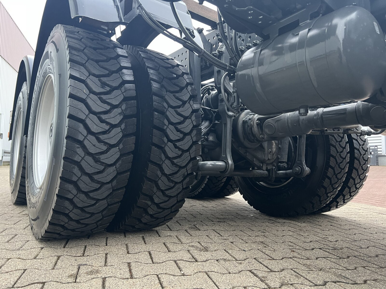 Mercedes-Benz Arocs 3340/46 A 6x6 Arocs 3340/46 A 6x6/39, Grounder - Camion ampliroll: photos 3 Mercedes-Benz Arocs 3340/46 A 6x6 Arocs 3340/46 A 6x6/39, Grounder - Camion ampliroll: photos 3