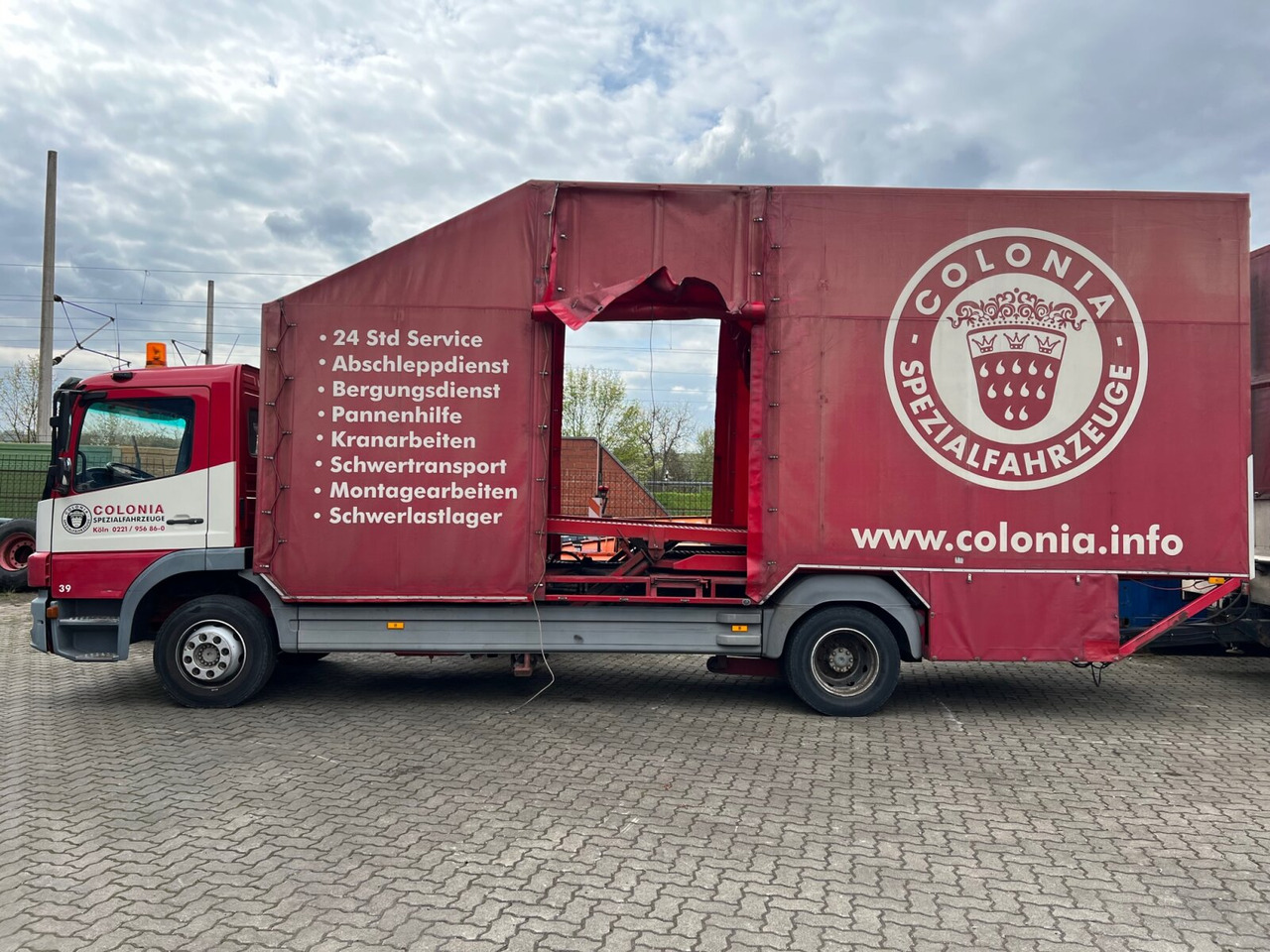 Mercedes-Benz Atego 1223 L 4x2 Atego 1223 L 4x2, Kompl. Zug, Lift- & Schiebeplateau, Funk - Camion porte-voitures: photos 3 Mercedes-Benz Atego 1223 L 4x2 Atego 1223 L 4x2, Kompl. Zug, Lift- & Schiebeplateau, Funk - Camion porte-voitures: photos 3