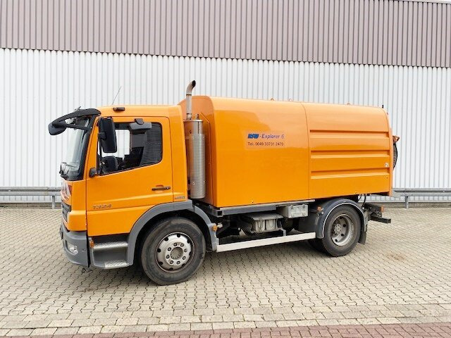 Crédit-bail de Mercedes-Benz Atego 1324 4x2 Atego 1324 4x2, Kehrmaschine Explorer 8 Mercedes-Benz Atego 1324 4x2 Atego 1324 4x2, Kehrmaschine Explorer 8: photos 10