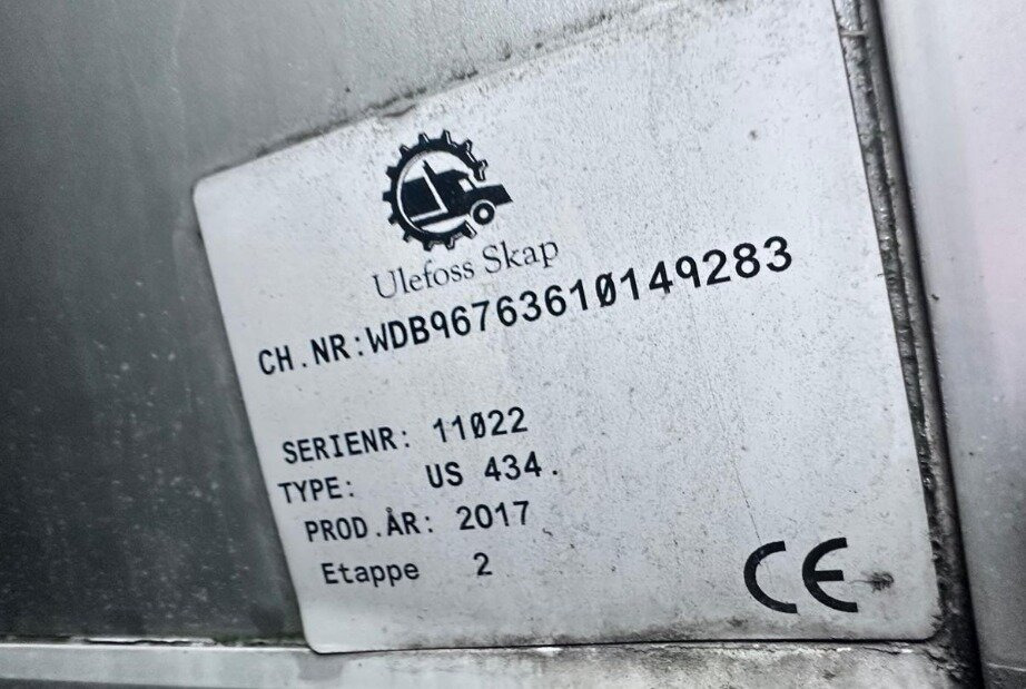 Mercedes-Benz Atego 1330 4x4 Atego 1330 4x4, Iso-Koffer mit Heizung und LBW - Camion fourgon: photos 3 Mercedes-Benz Atego 1330 4x4 Atego 1330 4x4, Iso-Koffer mit Heizung und LBW - Camion fourgon: photos 3