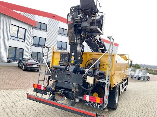 Crédit-bail de Mercedes-Benz Axor 1833 L 4x2 Axor 1833 L 4x2 mit Heckkran Hiab XS 133 K-2 Mercedes-Benz Axor 1833 L 4x2 Axor 1833 L 4x2 mit Heckkran Hiab XS 133 K-2: photos 9